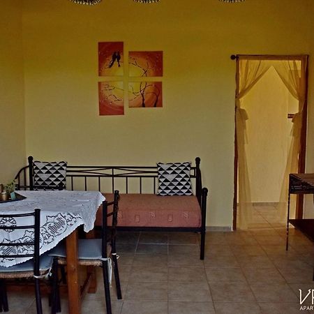 Vrachos Apartments Frangokastello Extérieur photo