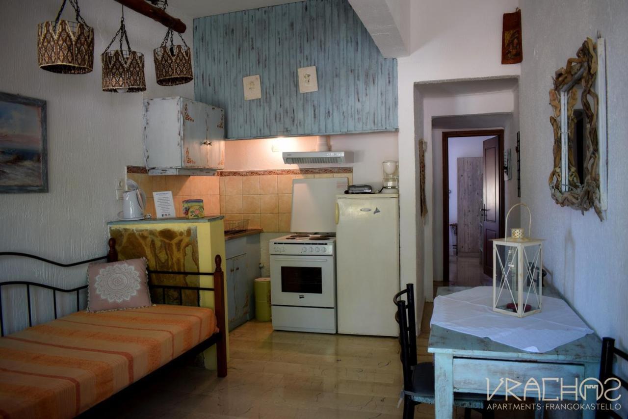 Vrachos Apartments Frangokastello Extérieur photo