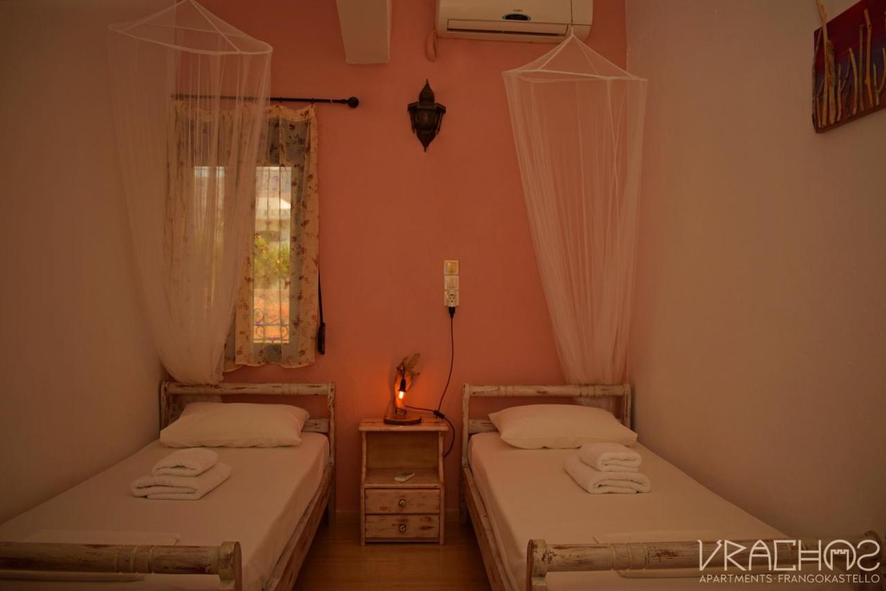 Vrachos Apartments Frangokastello Extérieur photo