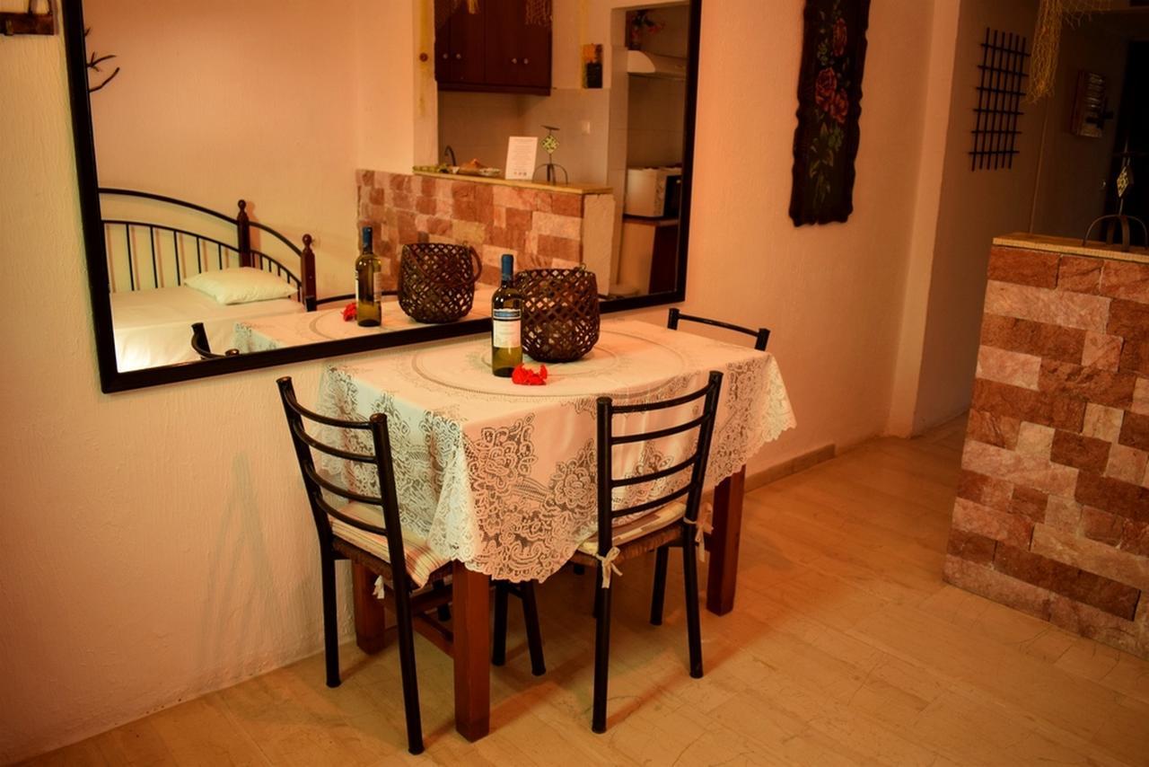 Vrachos Apartments Frangokastello Extérieur photo